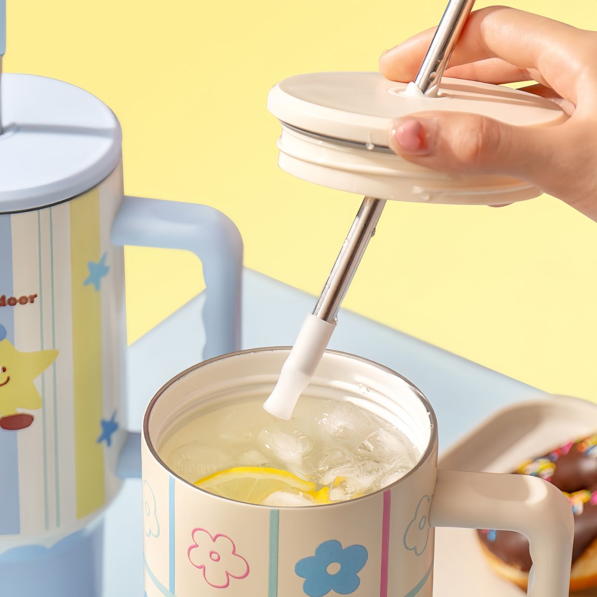 Cute Cat Print Handheld  Mug with Lid & Handle 🐾☕