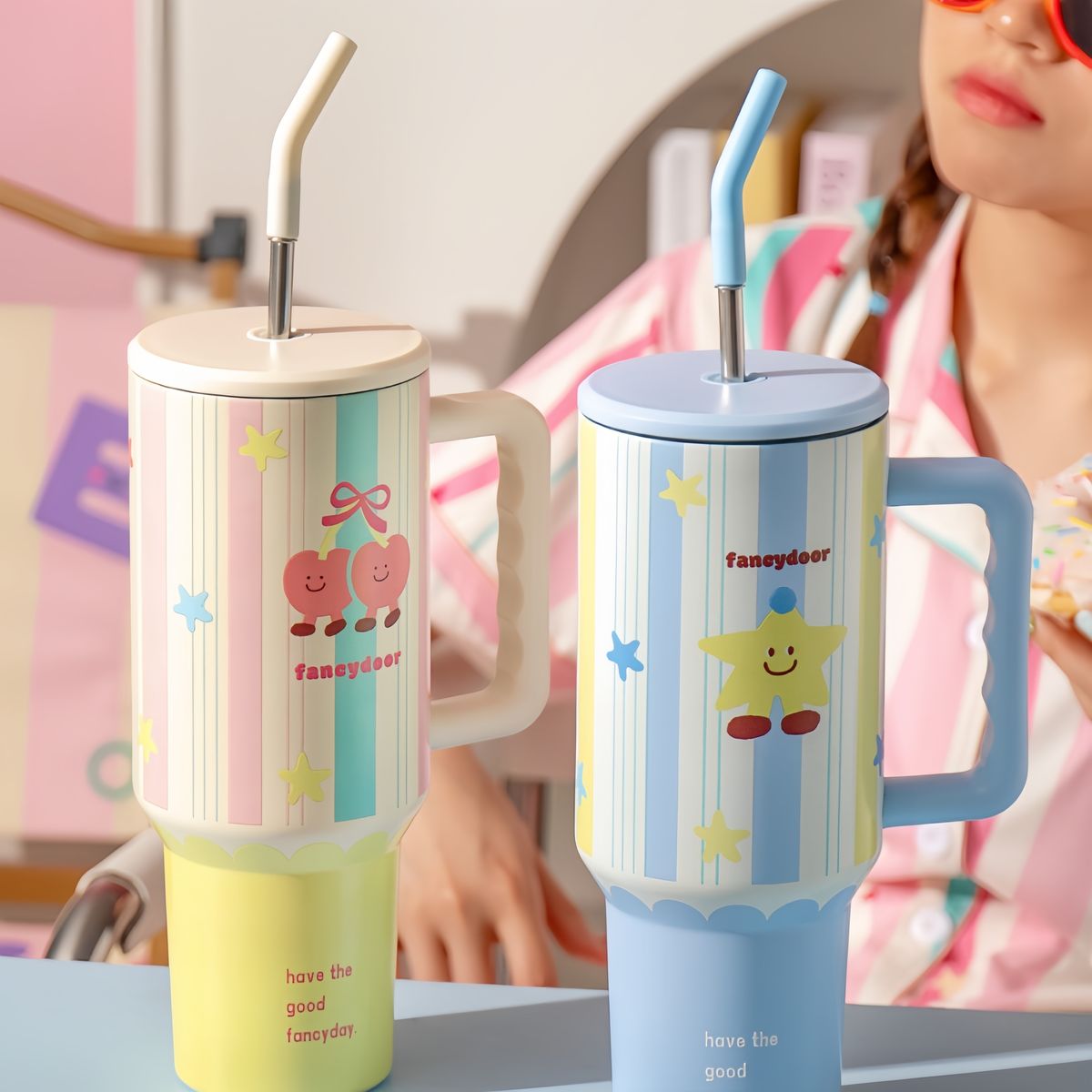 Cute Cat Print Handheld  Mug with Lid & Handle 🐾☕